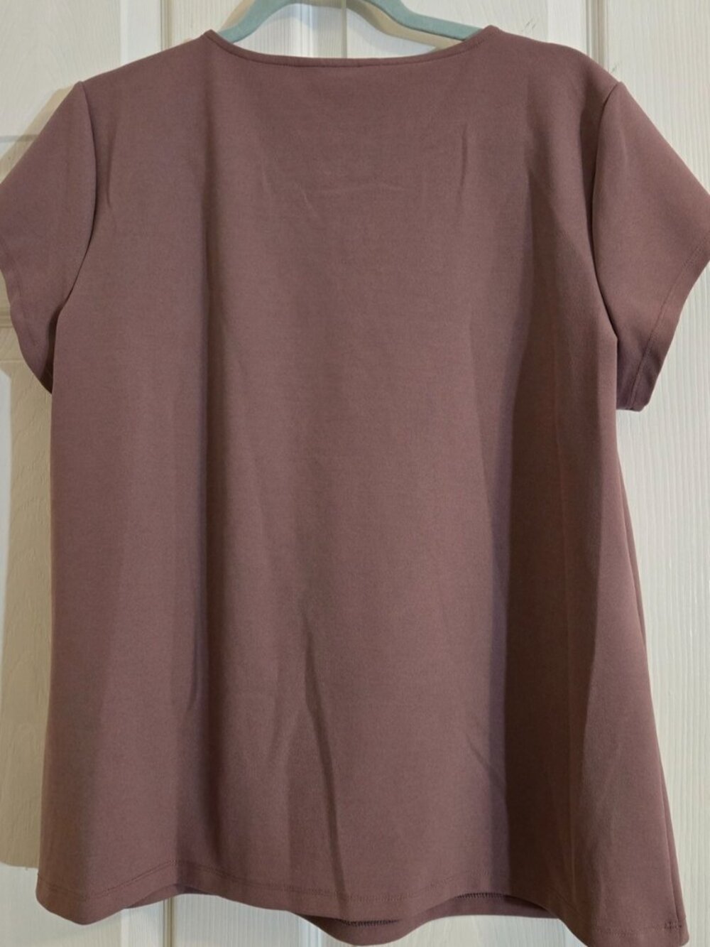 Mauve Pleated Short Sleeve Blouse - Picture 2 of 2